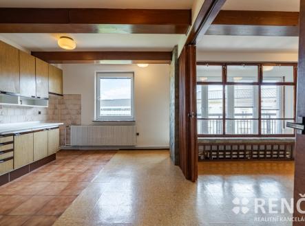Pronájem bytu, 4+1, 94 m²