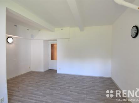 Pronájem bytu, 2+kk, 43 m²