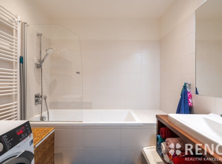 Pronájem bytu, 3+kk, 58 m²