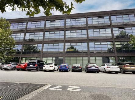 Pronájem kanceláře, 1 535 m²