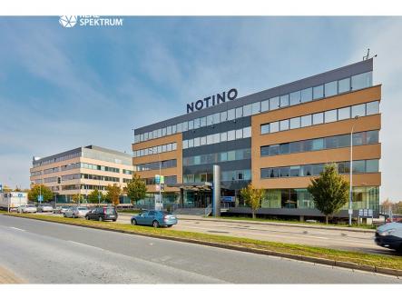 Pronájem kanceláře, 640 m²