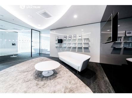 Pronájem kanceláře, 640 m²