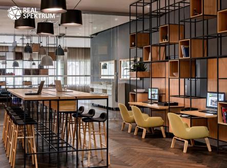 Pronájem kanceláře, 508 m²