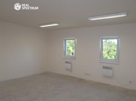 Pronájem komerčního objektu, sklad, 166 m²