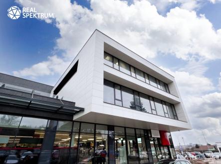 Pronájem kanceláře, 275 m²