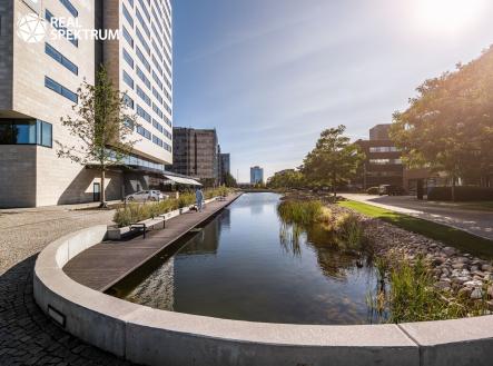 Pronájem kanceláře, 1 283 m²