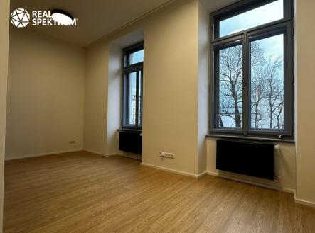 Pronájem bytu, 1+kk, 28 m²