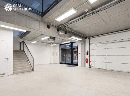 Pronájem obchodní prostor, 203 m²