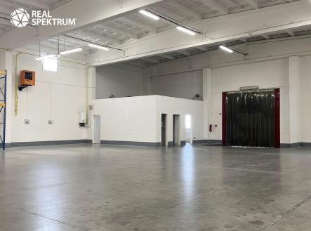 Pronájem komerčního objektu, sklad, 2 000 m²
