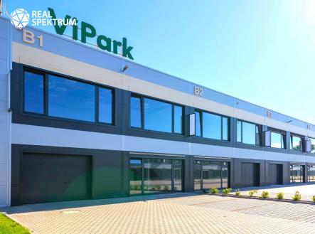 Pronájem komerčního objektu, výroba, 892 m²