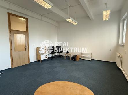 Pronájem kanceláře, 30 m²