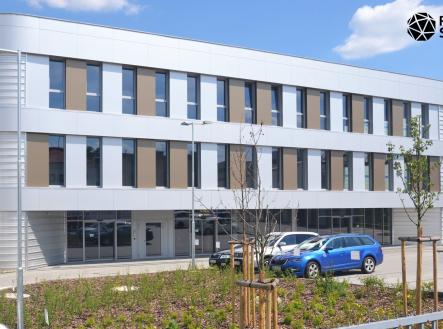 Pronájem obchodní prostor, 454 m²