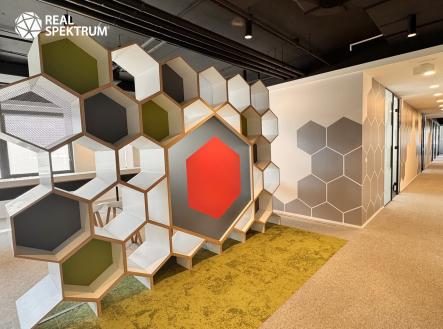 Pronájem kanceláře, 496 m²