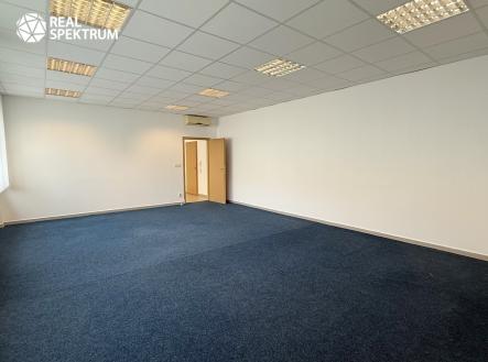 Pronájem kanceláře, 217 m²