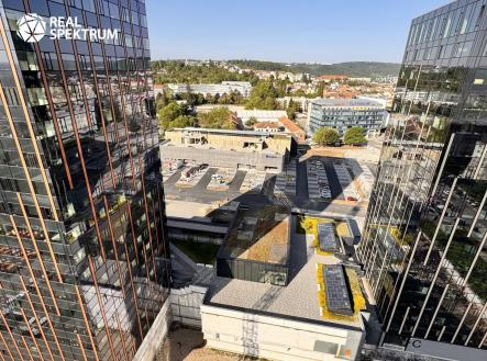 Pronájem kanceláře, 502 m²