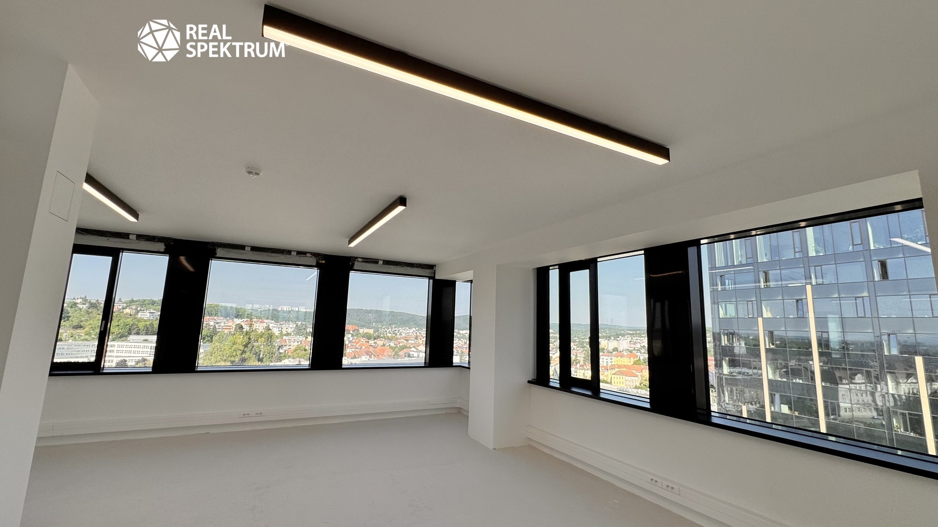 pronajem_kancelar_sumavska_tower_03