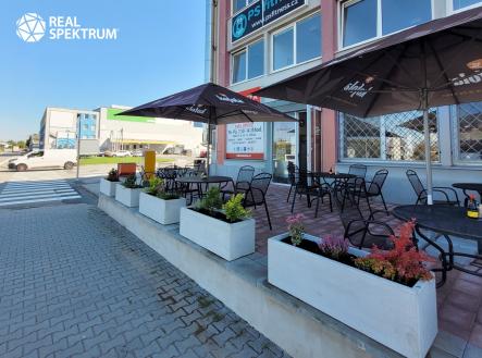 Pronájem kanceláře, 75 m²