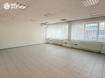 Pronájem kanceláře, 60 m²