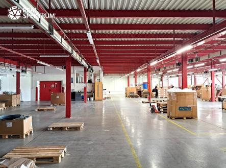 Pronájem komerčního objektu, výroba, 2 271 m²