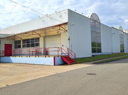 Pronájem komerčního objektu, výroba, 2 271 m²