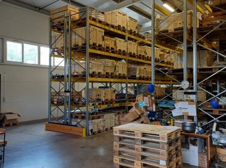 Pronájem komerčního objektu, sklad, 200 m²