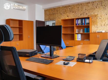 Prodej - komerční objekt, sklad, 4 926 m²