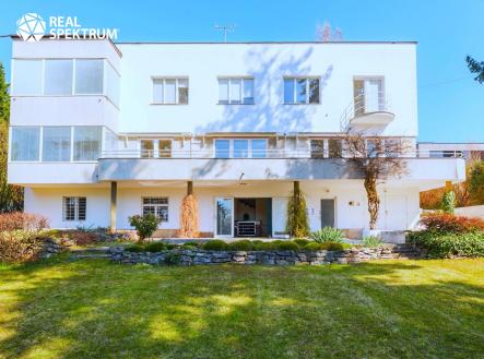 Prodej - dům/vila, 732 m²