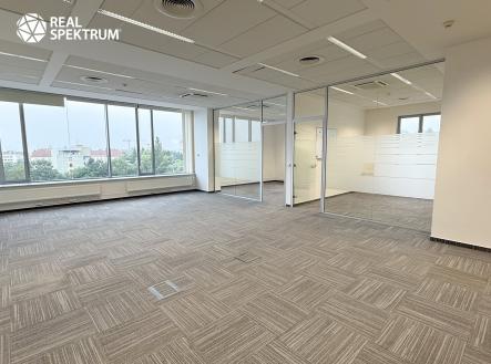 Pronájem kanceláře, 169 m²