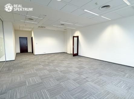 Pronájem kanceláře, 169 m²