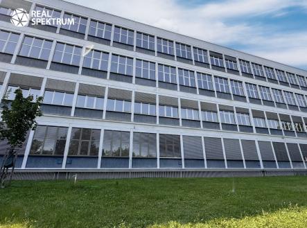 Pronájem kanceláře, 1 385 m²