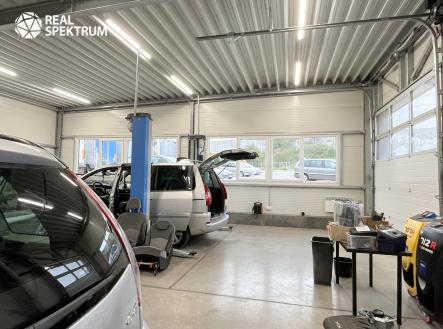 Prodej komerčního objektu, výroba, 225 m²