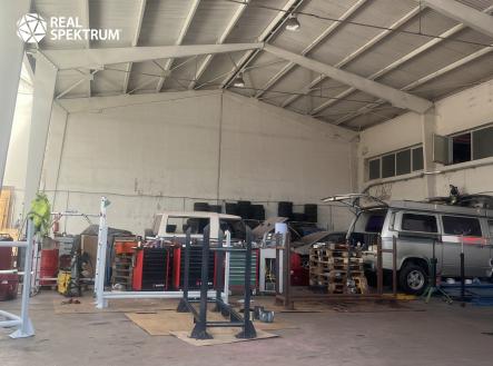 Pronájem komerčního objektu, sklad, 550 m²