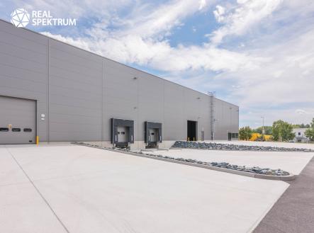 Pronájem komerčního objektu, sklad, 2 904 m²