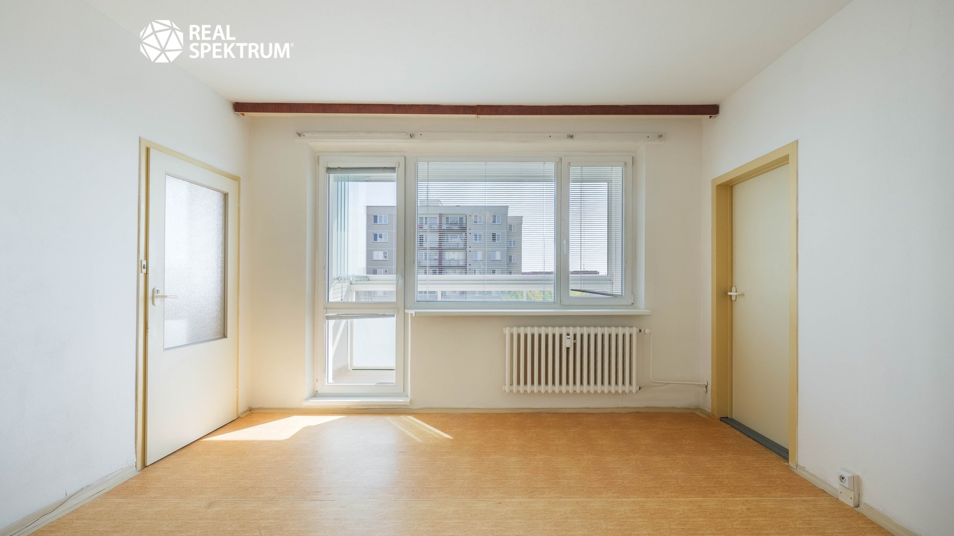 RS I VEDLEJSI 4, BRNO-5