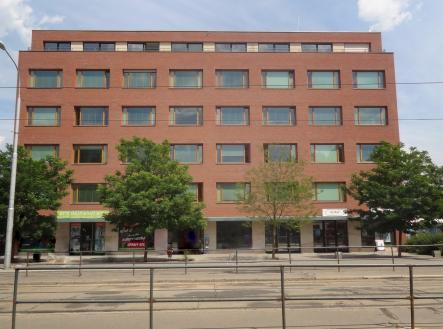 Pronájem obchodní prostor, 157 m²