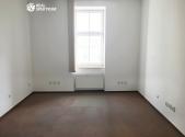 Pronájem kanceláře, 90 m²