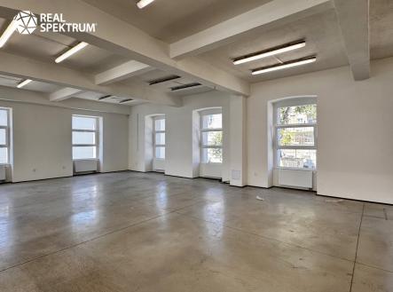 Pronájem komerčního objektu, sklad, 414 m²