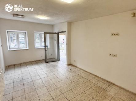 Pronájem obchodní prostor, 50 m²