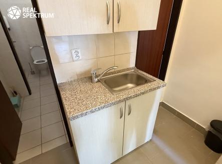 Pronájem kanceláře, 16 m²