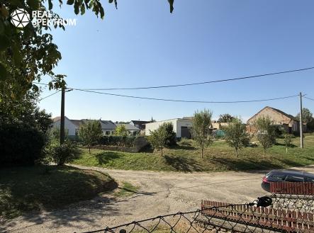 Prodej pozemku pro bydlení, 1 228 m²