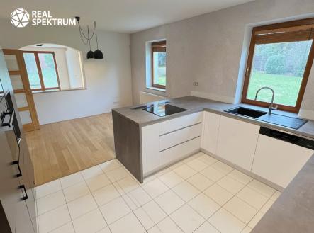 Pronájem domu/vily, 200 m²