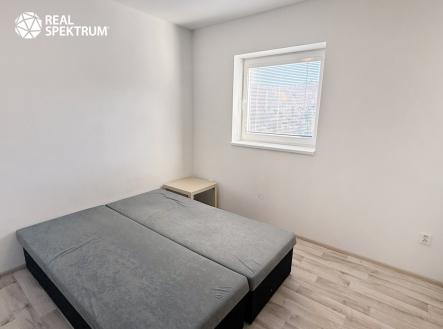 Pronájem kanceláře, 67 m²