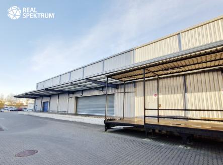 Pronájem komerčního objektu, sklad, 2 300 m²