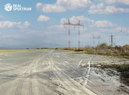 Pronájem pozemku pro komerční výstavbu, 4 100 m²