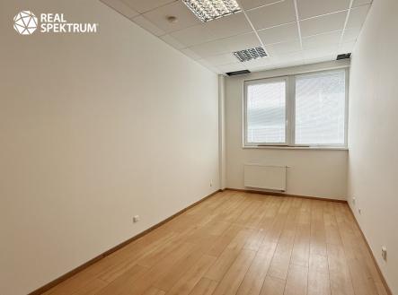 Pronájem kanceláře, 204 m²