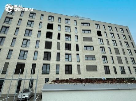 Pronájem bytu, 1+kk, 37 m²