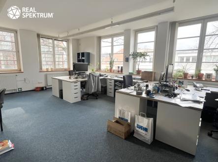 Pronájem kanceláře, 117 m²