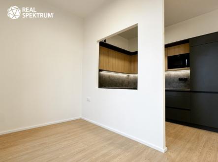 Pronájem bytu, 1+kk, 32 m²