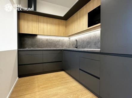 Pronájem bytu, 1+kk, 32 m²