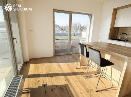 Pronájem bytu, 2+kk, 136 m²
